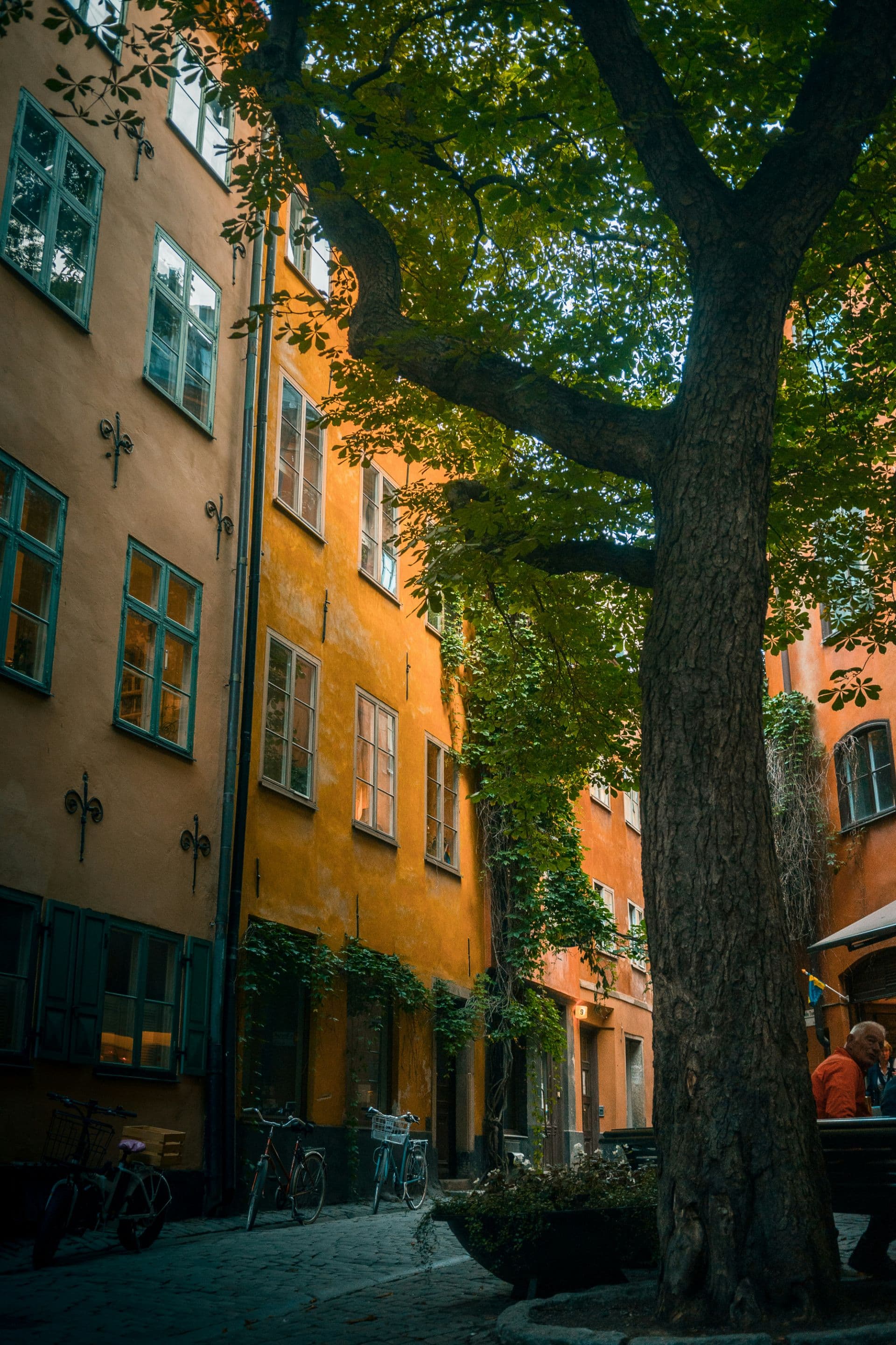 Vem ska betala? En snabbguide till inre och yttre underhåll i bostadsrätten